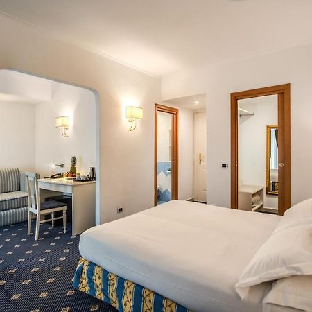 Hotel Napoleon Roma Exterior foto